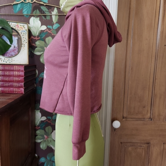 LOVE GLAM GIRL Cropped Hoodie with Graphic Size Small - Picture 5 of 10